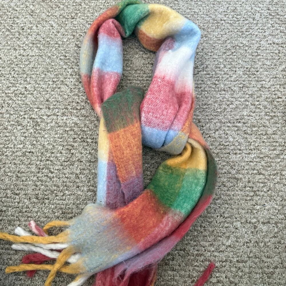 Preppy Women’s Fuzzy Soft Casual Multicolor Textured Long Scarf Frayed Hem - Picture 2 of 5